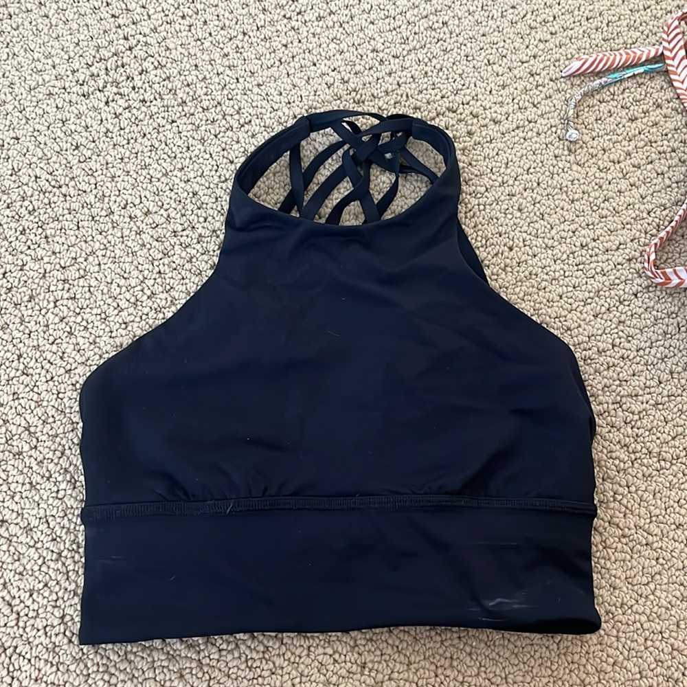 Black high neck lululemon sports bra